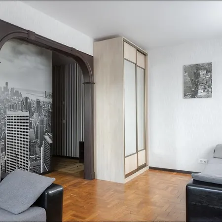 Na Vaneeva 22 Apartment